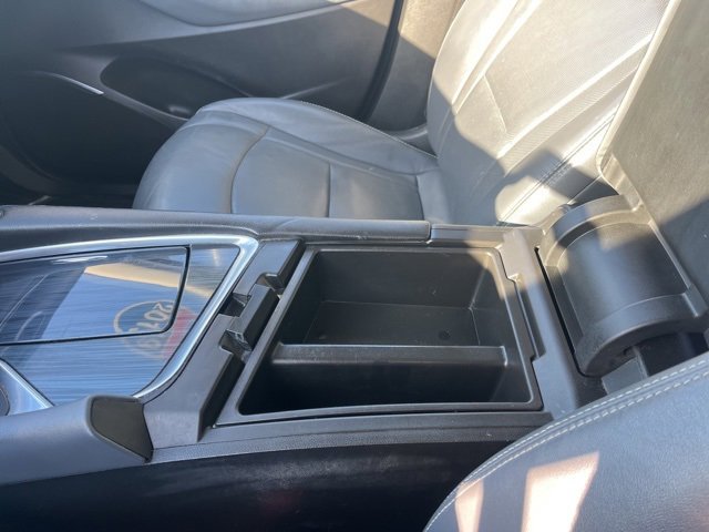 Used 2019 Buick Enclave Essence image 29