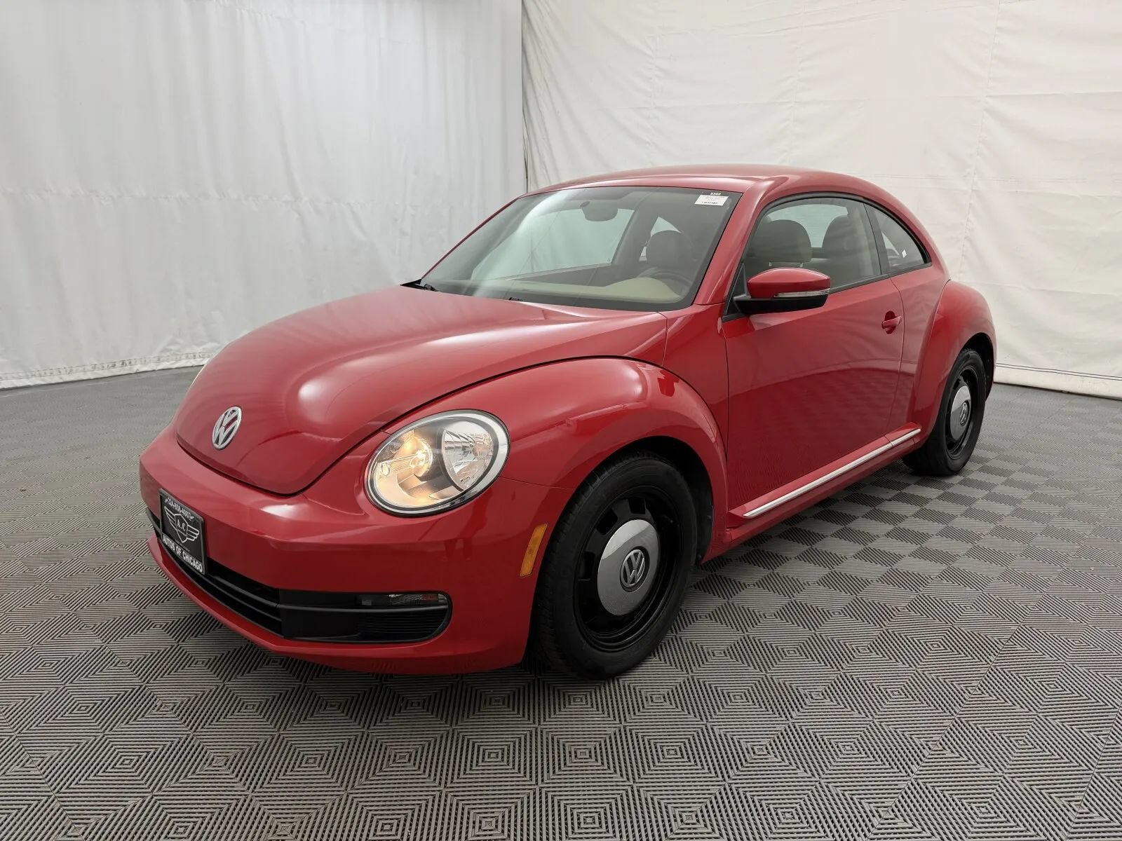 Used 2014 Volkswagen Beetle 2.5 FWD image 2