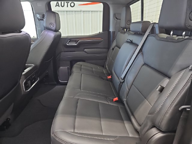Used 2025 GMC Sierra 1500 Denali w/ Denali Reserve Package AWD/4WD image 23