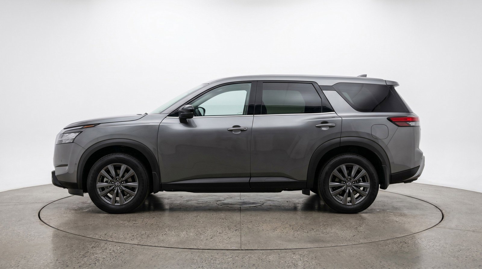 Used 2025 Nissan Pathfinder SV AWD/4WD image 5