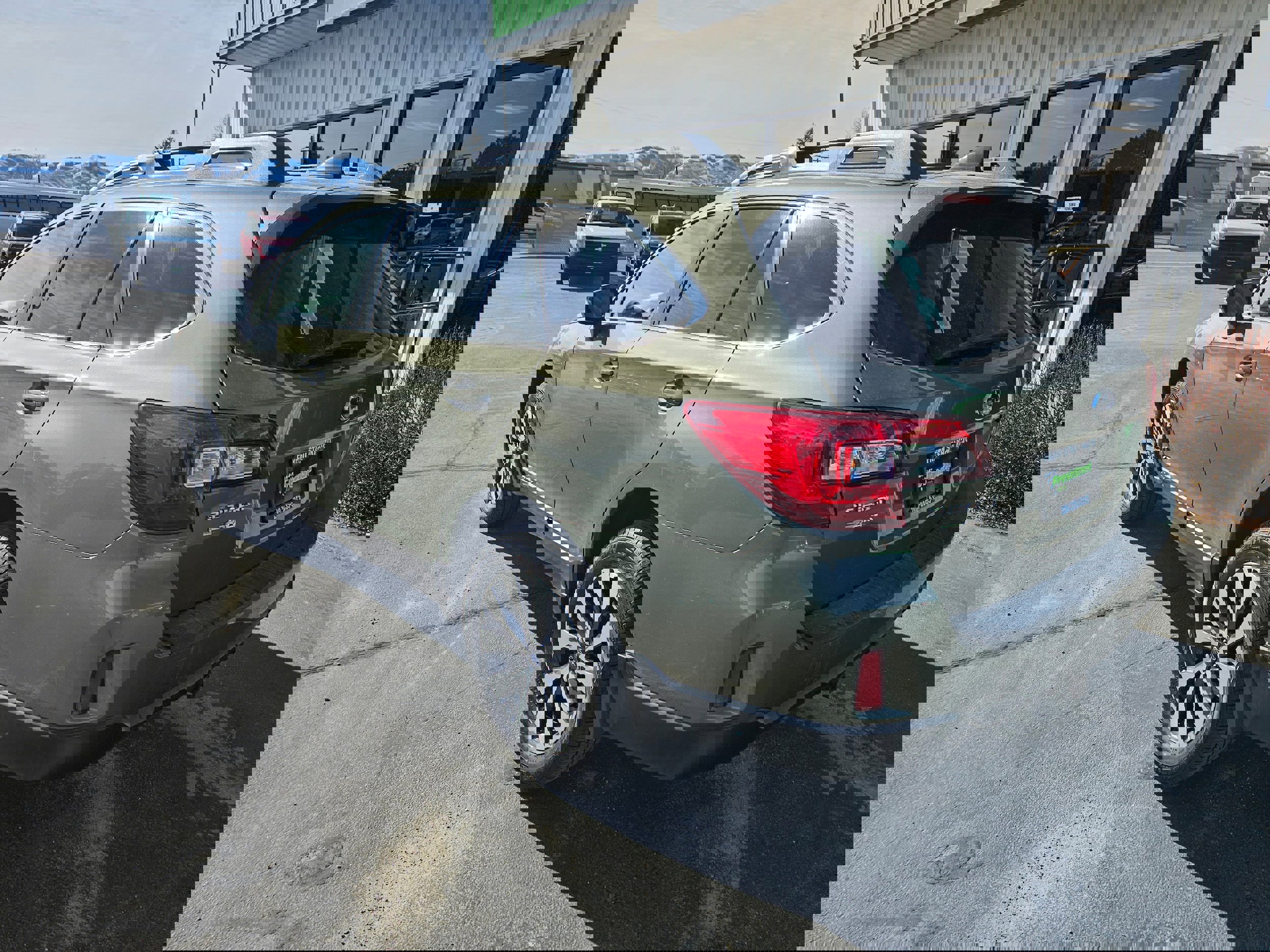 Used 2016 Subaru Outback 2.5i Limited w/ Protection Package #1 image 4