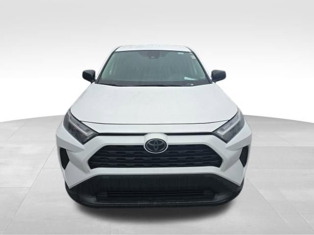 Used 2024 Toyota RAV4 LE image 3