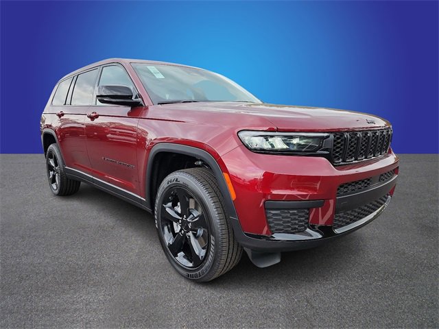 New 2023 Jeep Grand Cherokee L Laredo image 2
