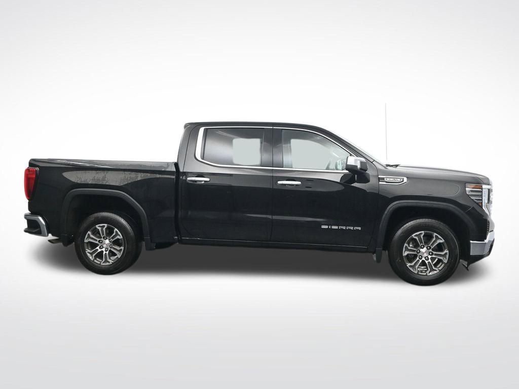 Used 2025 GMC Sierra 1500 SLT RWD image 4