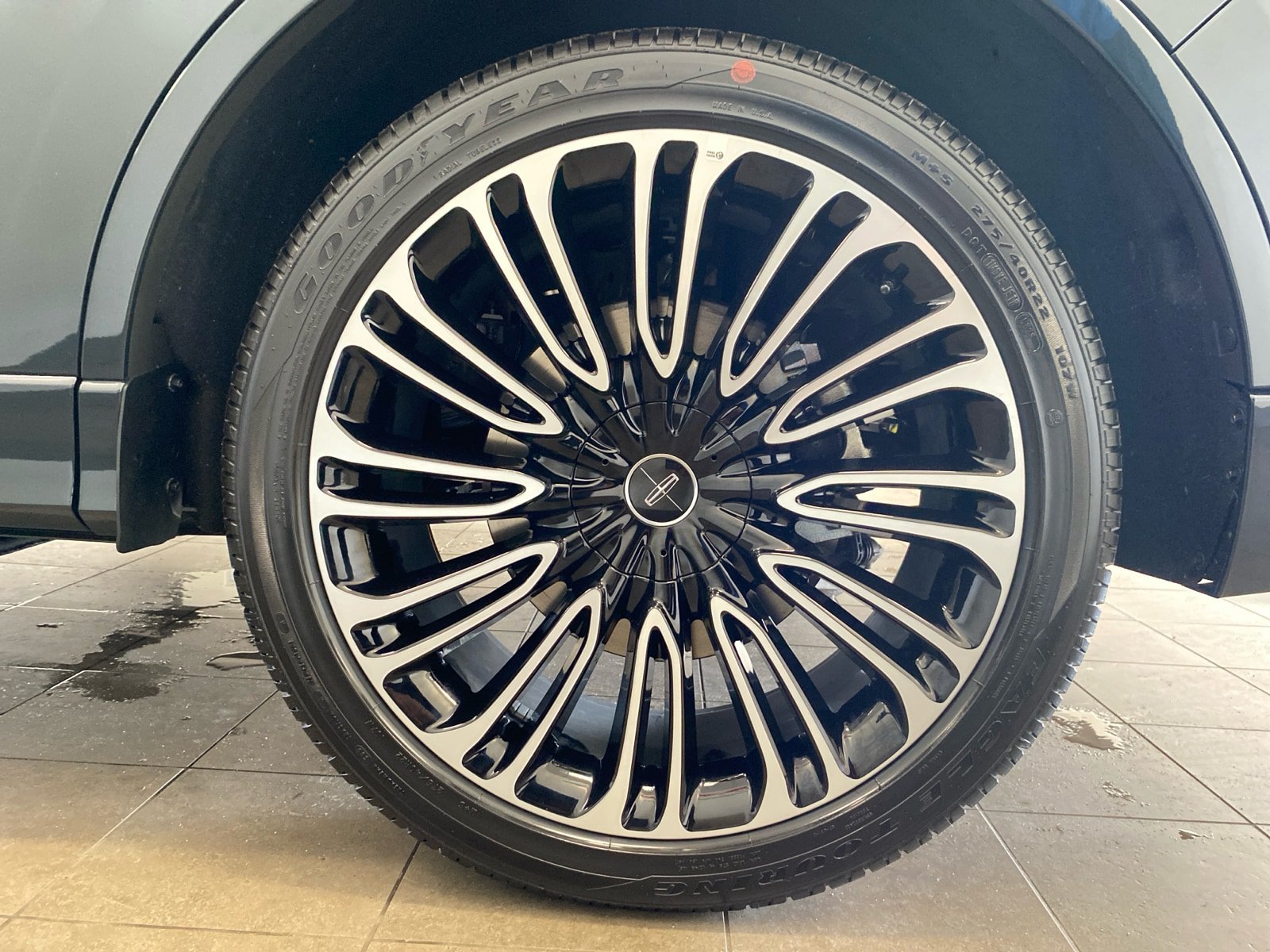New 2026 Lincoln Aviator Black Label AWD/4WD image 25