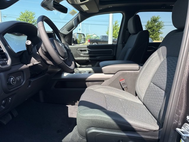 New 2026 RAM 1500 4x4 Crew Cab image 12