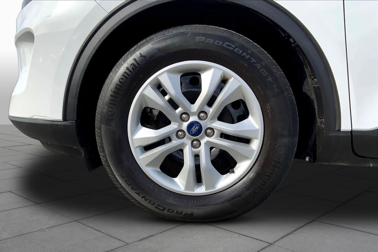 Certified 2022 Ford Escape S FWD image 11