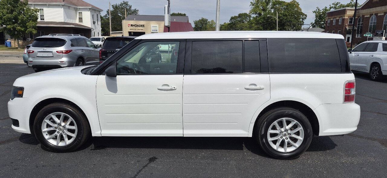 Used 2018 Ford Flex SE FWD image 2