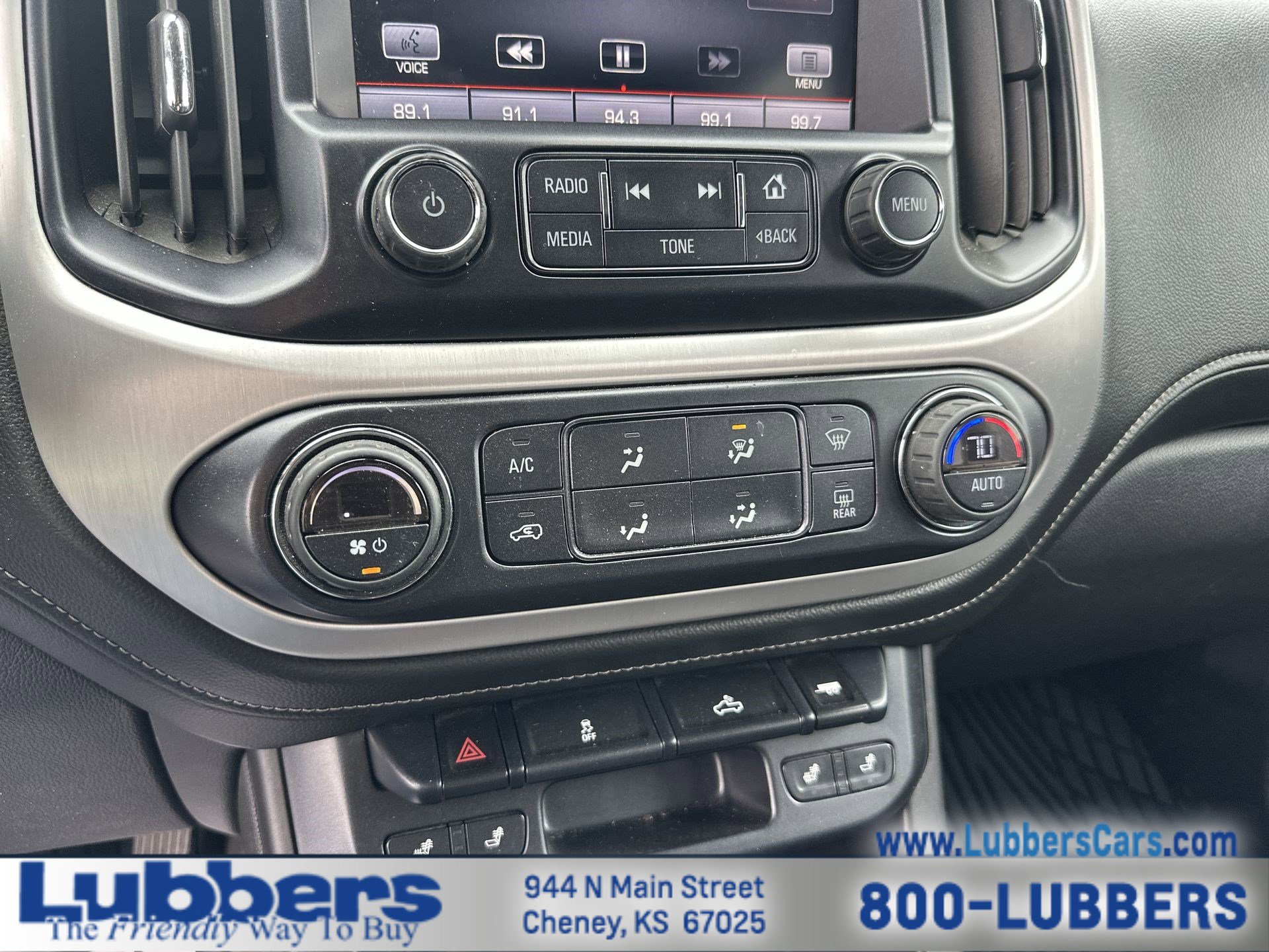 Used 2015 GMC Canyon SLT w/ LPO, Gearon Divider Package RWD image 17