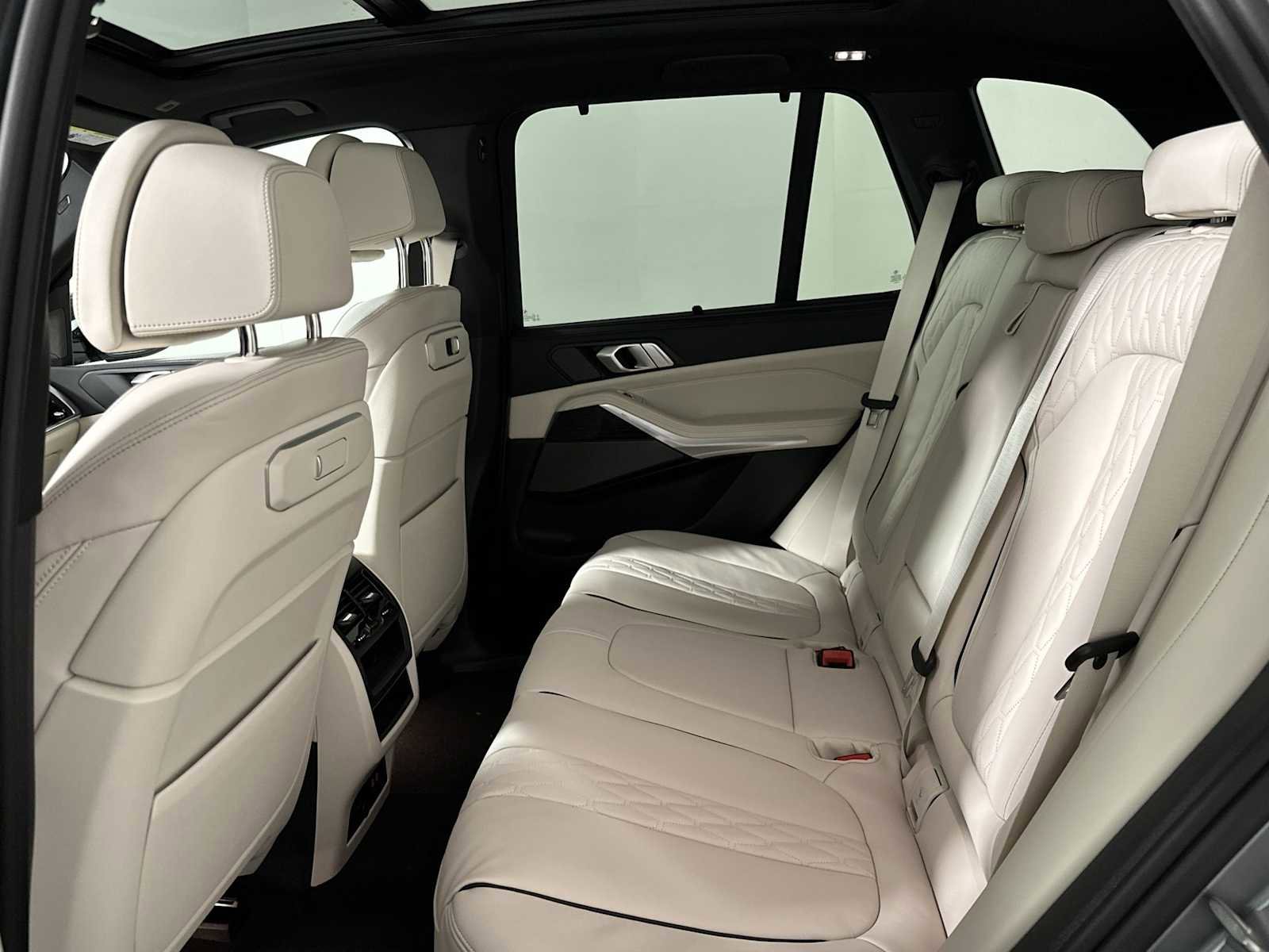 New 2026 BMW X5 xDrive40i image 18