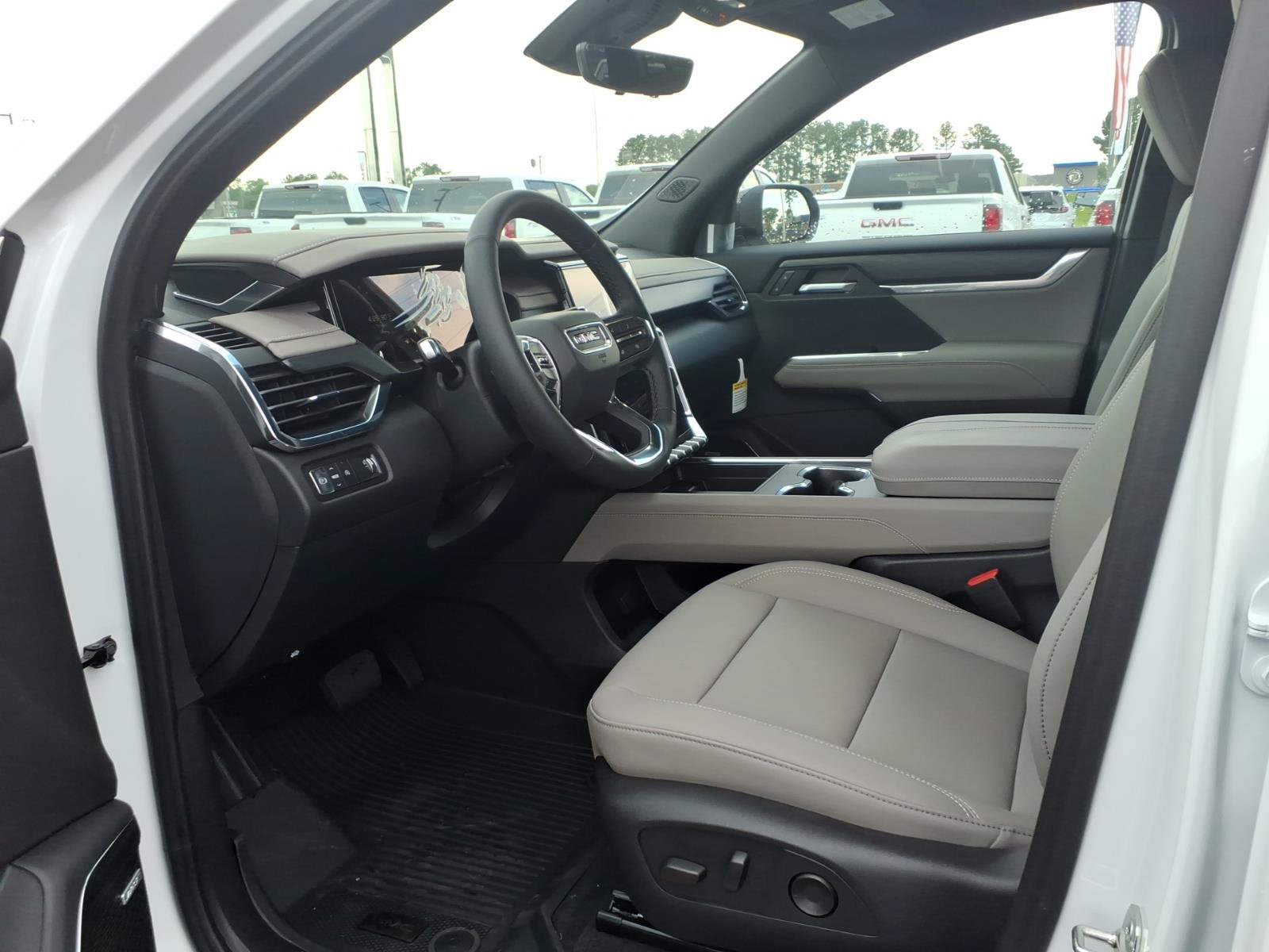 New 2026 GMC Acadia Elevation w/ Elevation Premium Package FWD image 21
