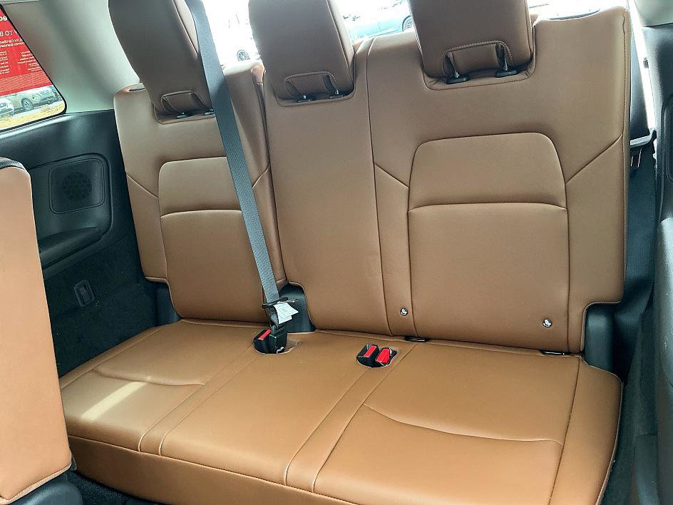 Certified 2025 Nissan Pathfinder Platinum w/ Cargo Package image 28