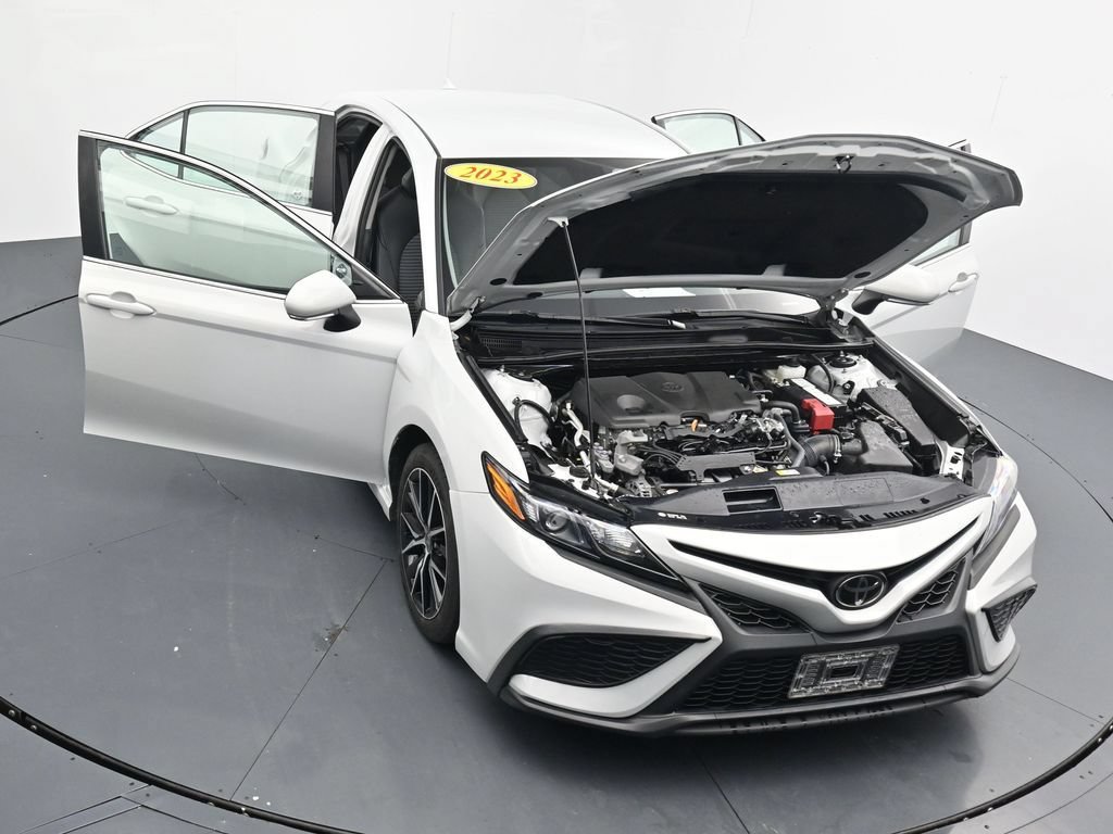 Used 2023 Toyota Camry SE FWD image 39