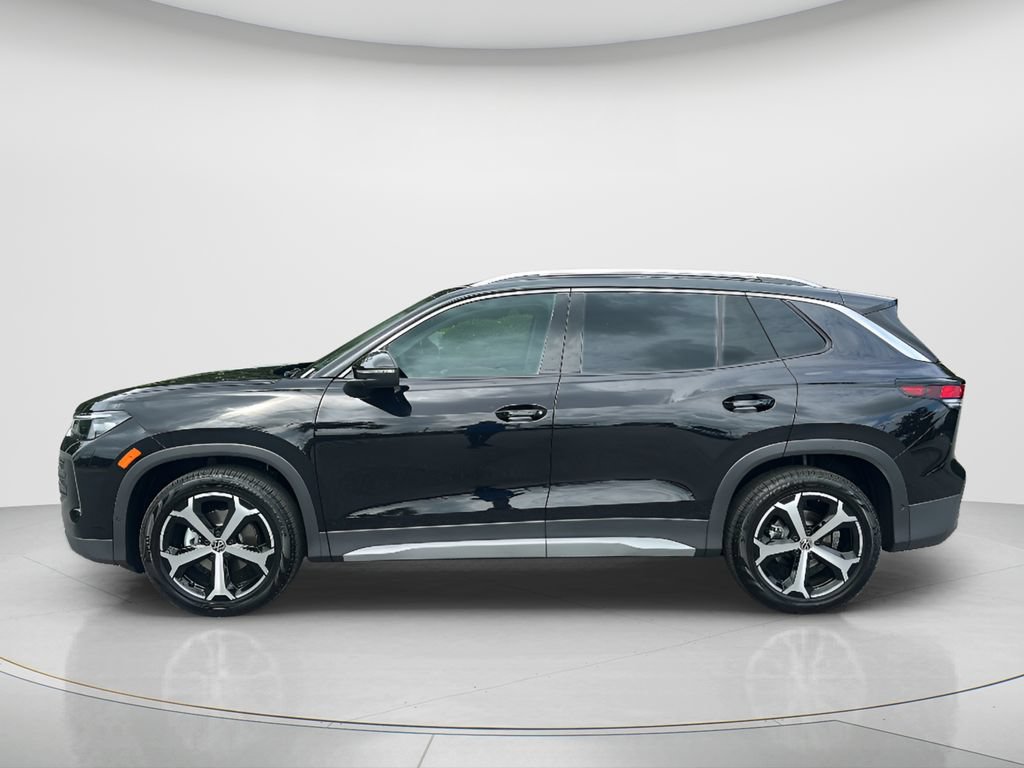 New 2026 Volkswagen Tiguan SE FWD image 2