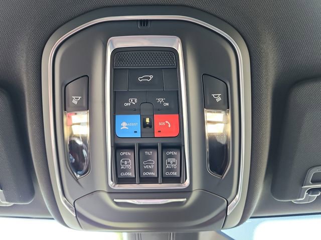 New 2025 Jeep Grand Cherokee Limited w/ Luxury Tech Group II image 29