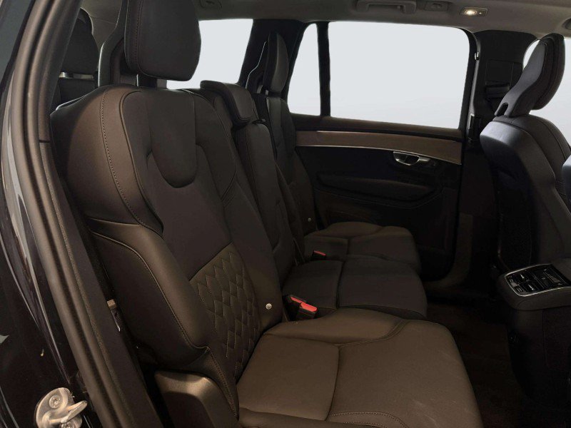 Used 2025 Volvo XC90 B6 Plus AWD/4WD image 33
