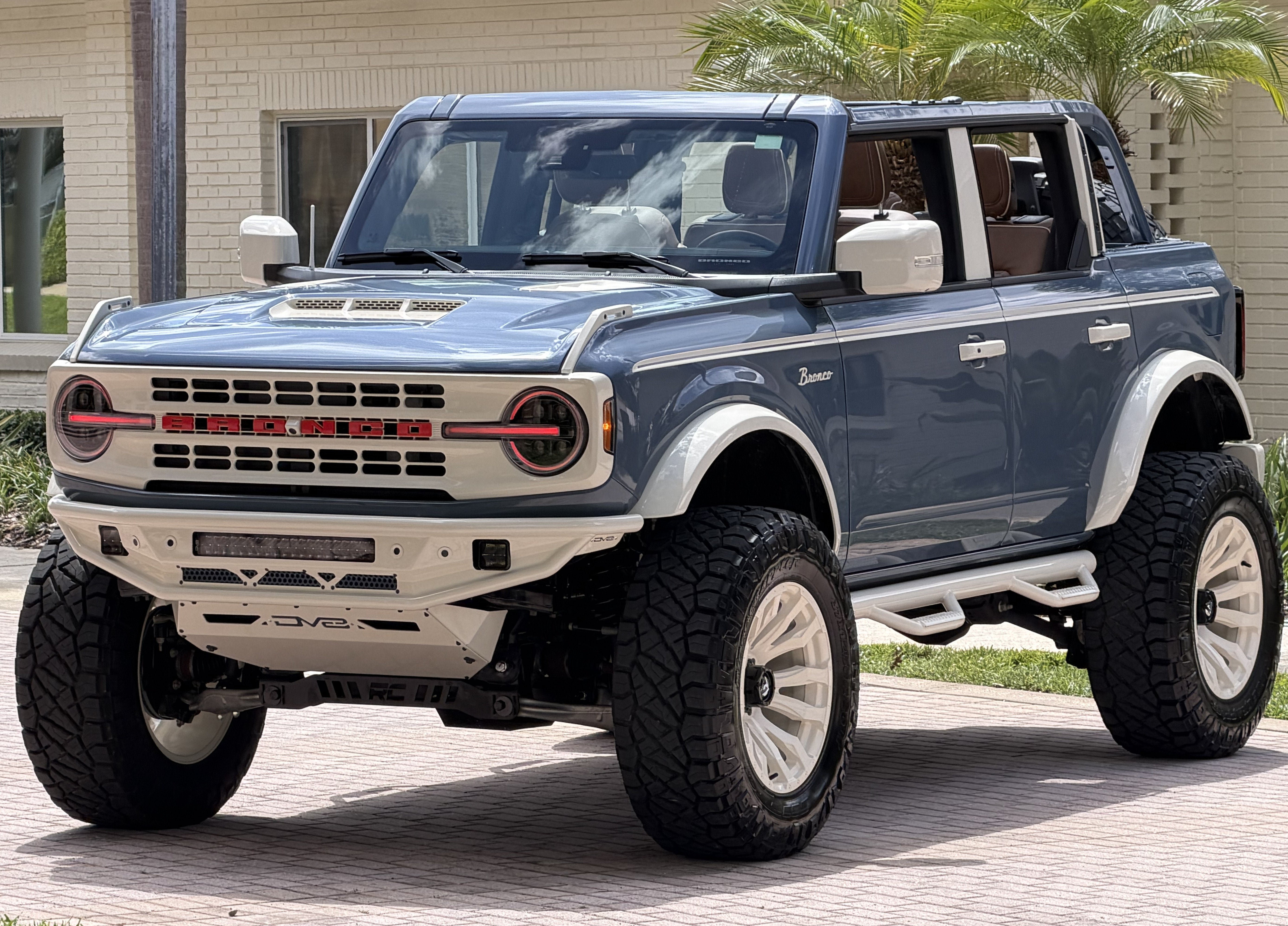 Used 2025 Ford Bronco Outer Banks AWD/4WD image 37