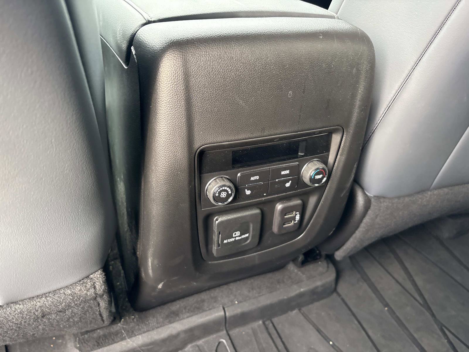 Used 2023 Buick Enclave Premium w/ Experience Buick Package image 28