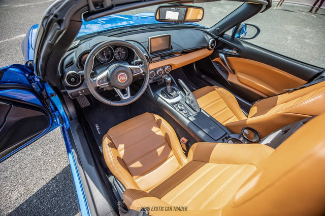 Used 2017 FIAT 124 Spider Lusso RWD image 34