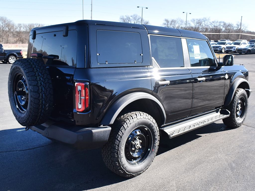 New 2026 Ford Bronco Outer Banks AWD/4WD image 14