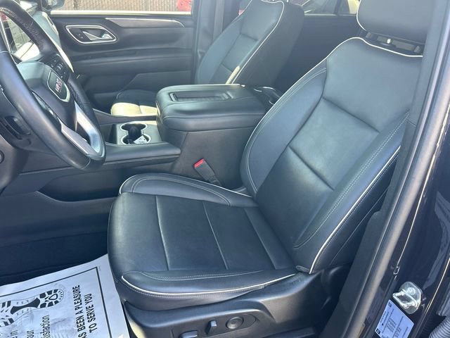 Used 2023 GMC Yukon XL SLT w/ SLT Premium Package AWD/4WD image 8