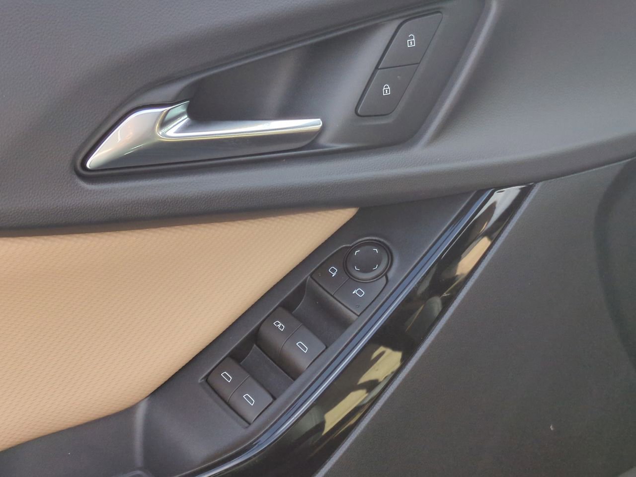 New 2026 Chevrolet Equinox ACTIV image 23