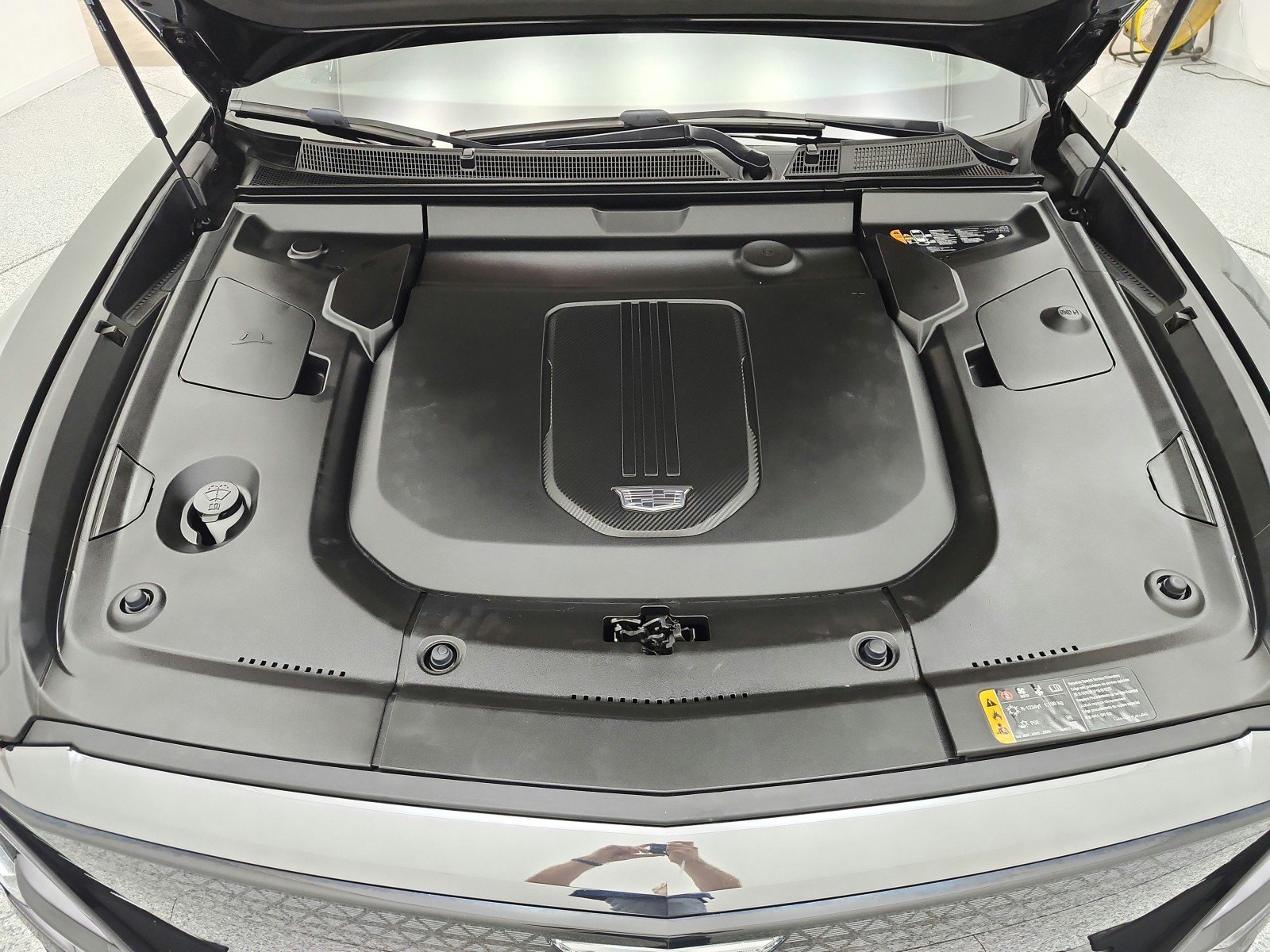 Used 2024 Cadillac Lyriq Sport RWD image 24