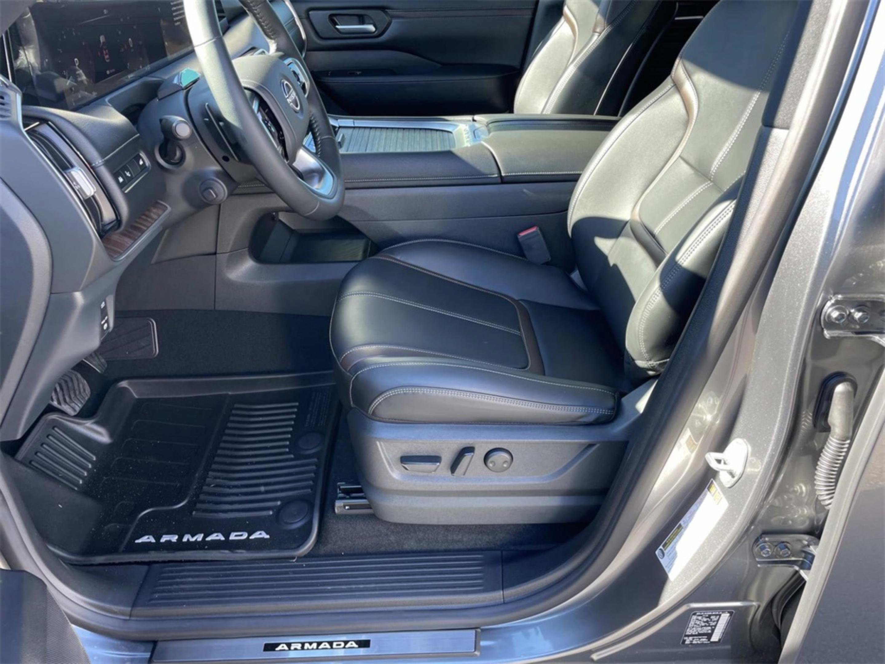 New 2026 Nissan Armada SL image 12