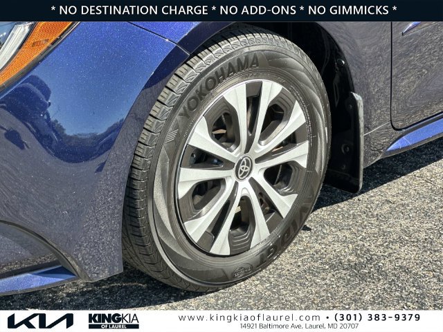 Used 2022 Toyota Corolla LE FWD image 30