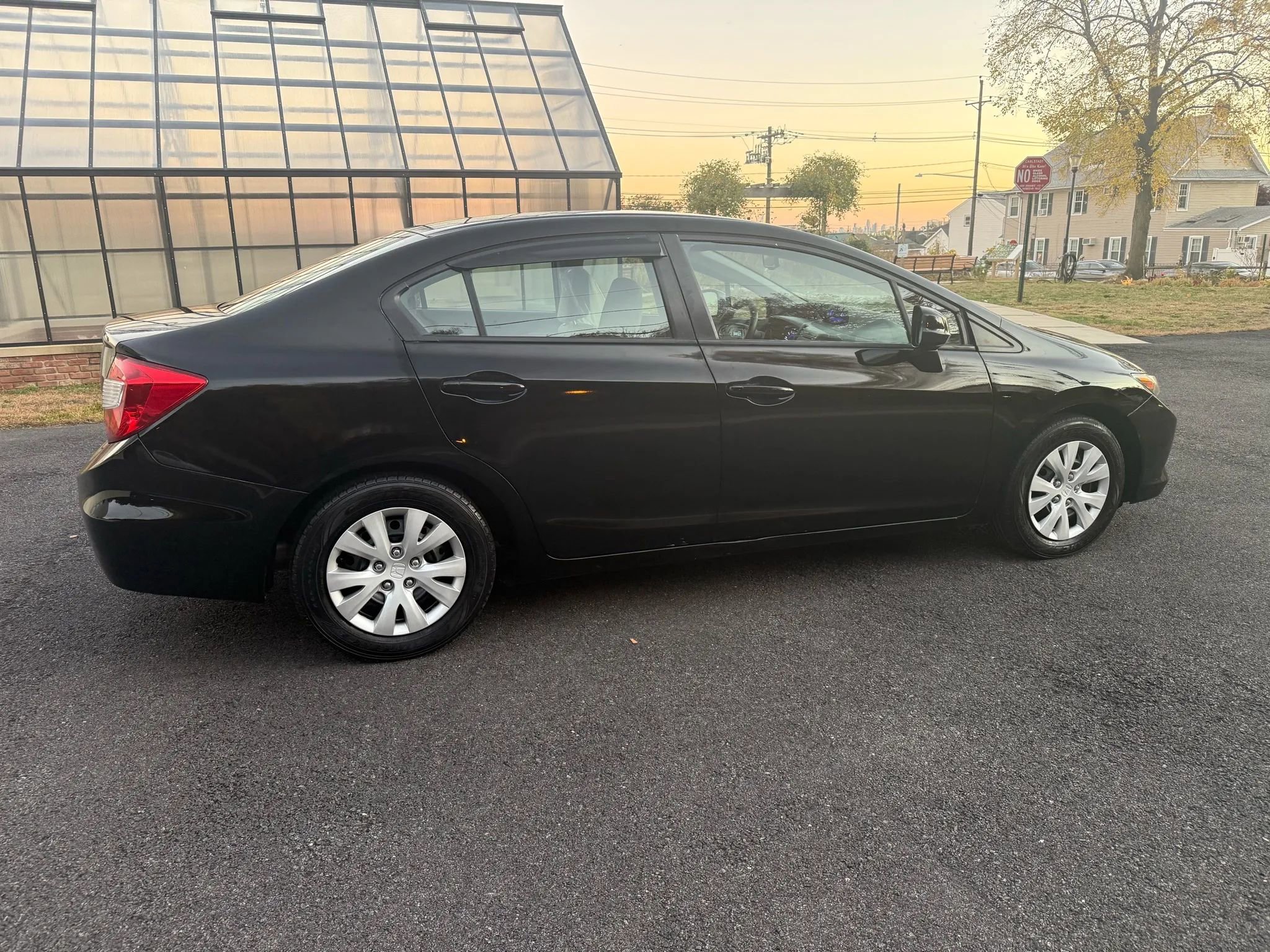 Used 2012 Honda Civic LX image 9