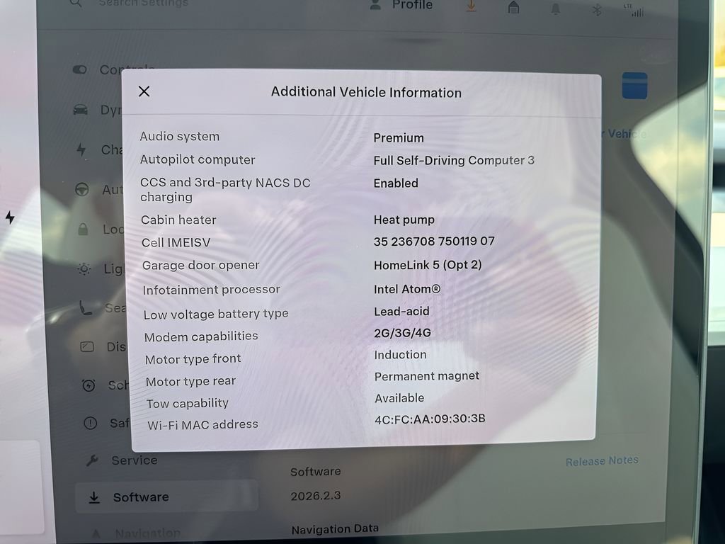 Used 2021 Tesla Model Y Long Range image 25