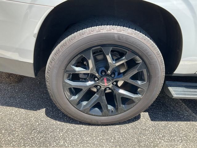 Used 2022 GMC Yukon XL Denali AWD/4WD image 11