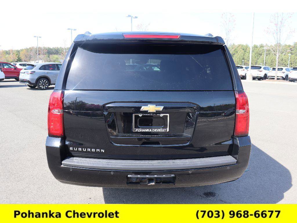 Used 2016 Chevrolet Suburban LT w/ Luxury Package image 6