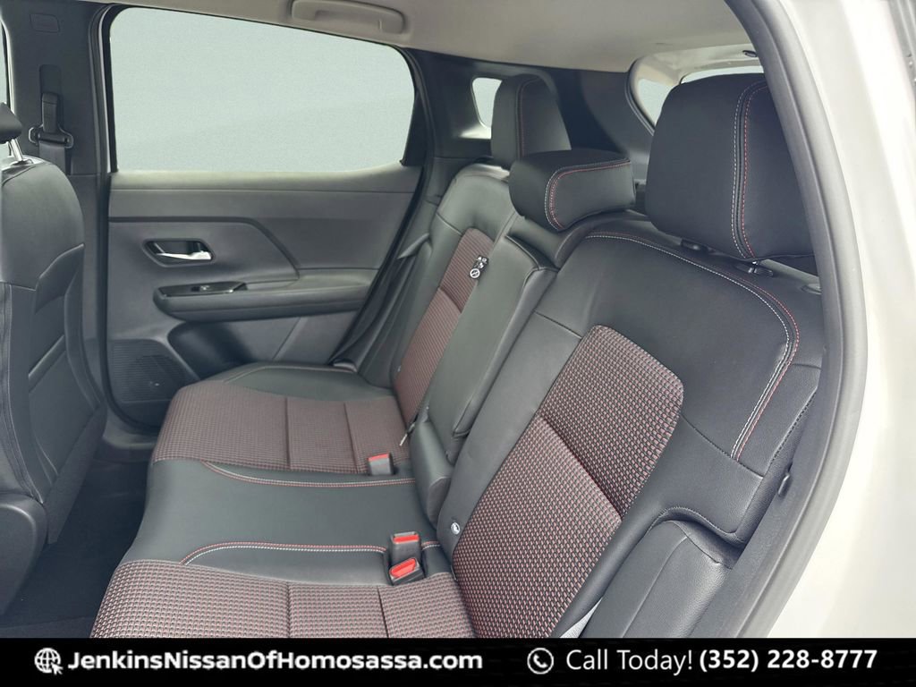 New 2026 Nissan Kicks SR AWD/4WD image 29