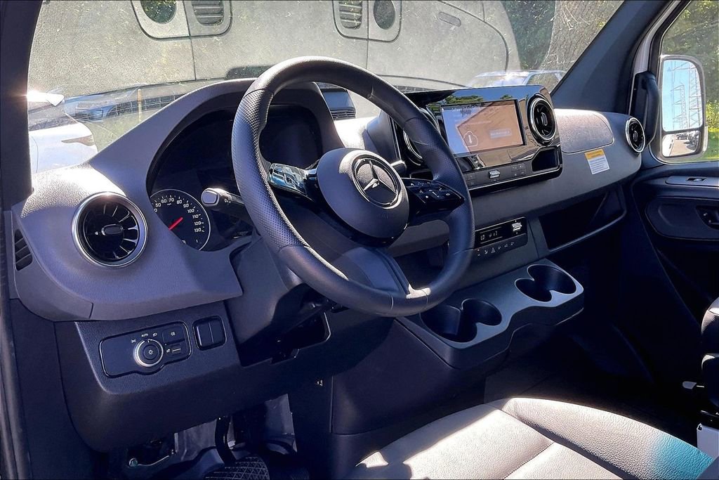 New 2026 Mercedes-Benz Sprinter 2500 image 5