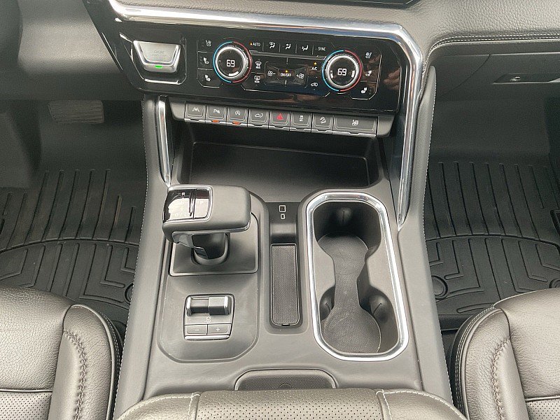 Used 2024 GMC Sierra 1500 Denali w/ Technology Package image 8