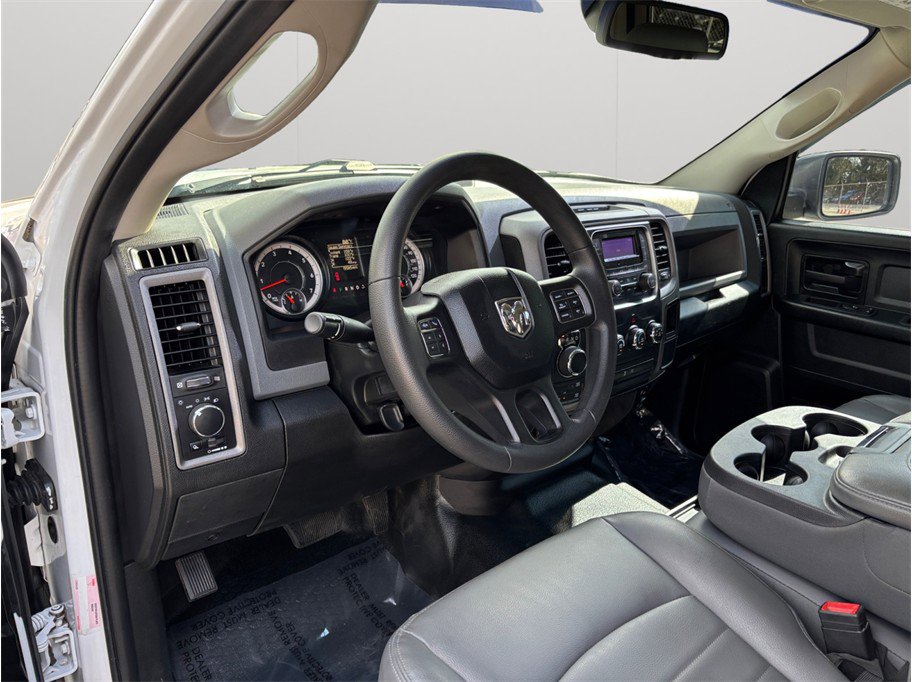 Used 2020 RAM 1500 Tradesman w/ Chrome Appearance Group image 6