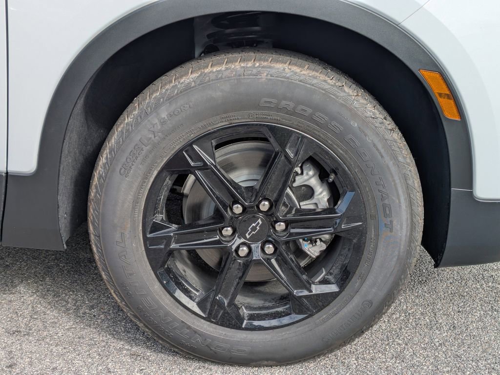 New 2025 Chevrolet Blazer LT w/ Midnight/Sport Edition image 12