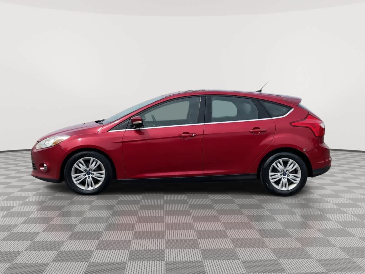 Used 2012 Ford Focus SEL FWD image 5