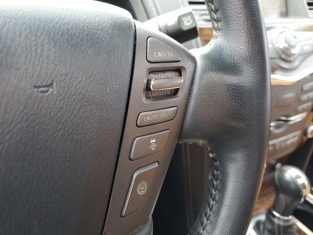 Used 2017 Nissan Armada Platinum w/ Interior Lighting Package image 24