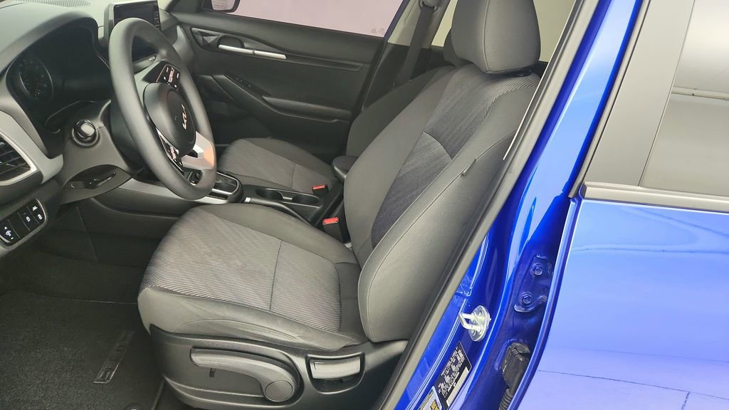 Used 2023 Kia Seltos LX image 17