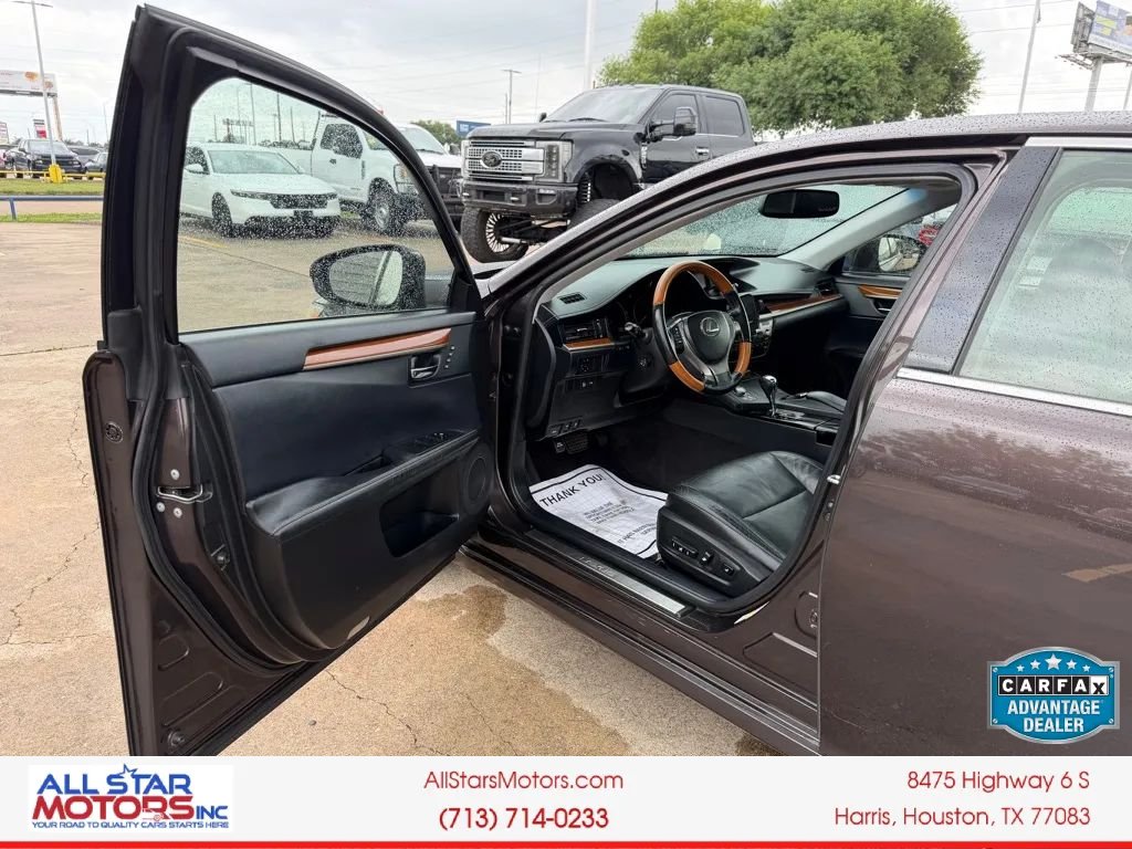 Used 2013 Lexus ES 300h w/ Luxury Pkg FWD image 20