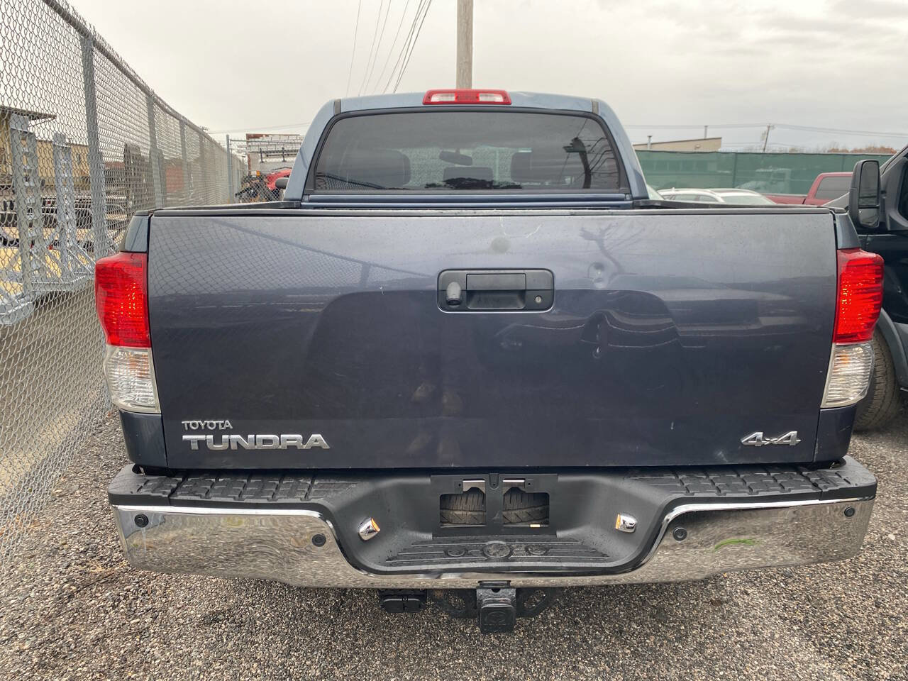 Used 2010 Toyota Tundra Limited image 3