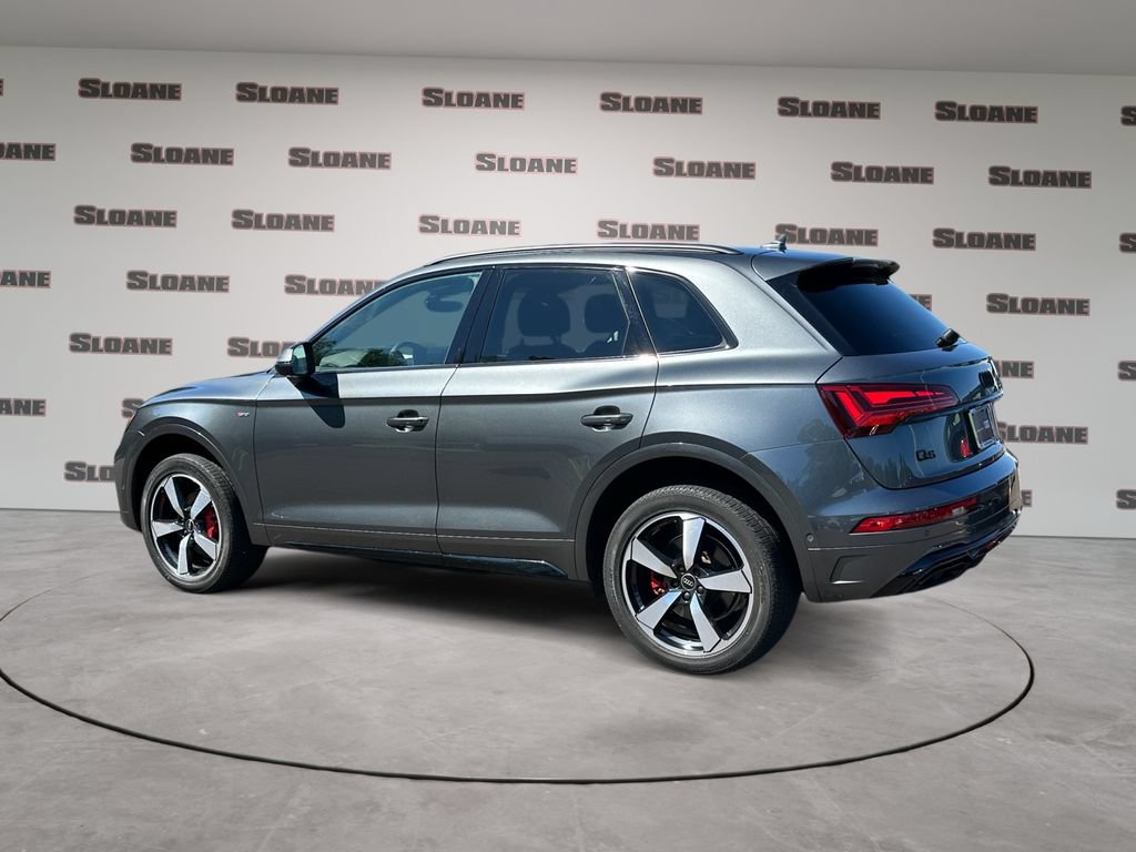 Used 2024 Audi Q5 2.0T Prestige w/ Prestige Package AWD/4WD image 3