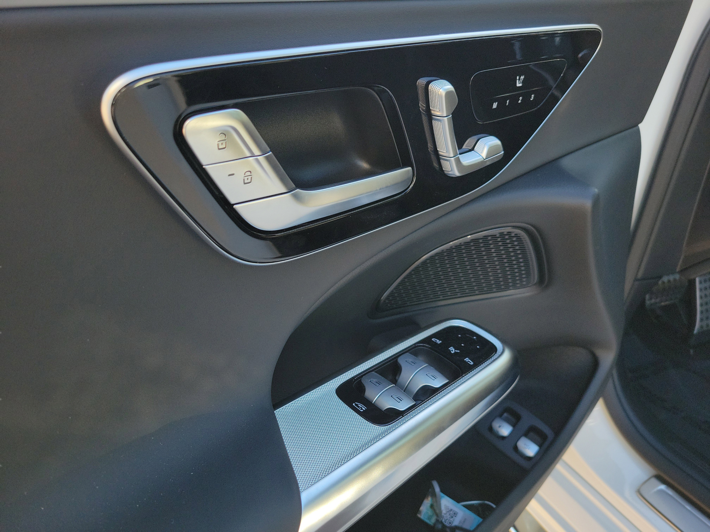 New 2026 Mercedes-Benz E 53 AMG e 4MATIC Sedan image 17