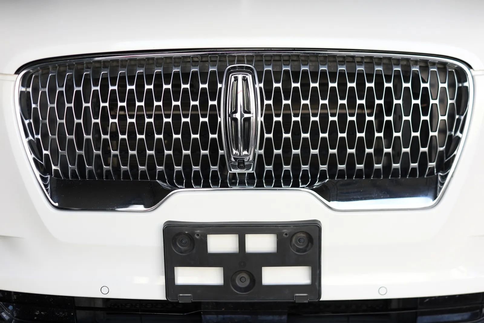 Used 2020 Lincoln Aviator Reserve w/ Equipment Group 201A image 17