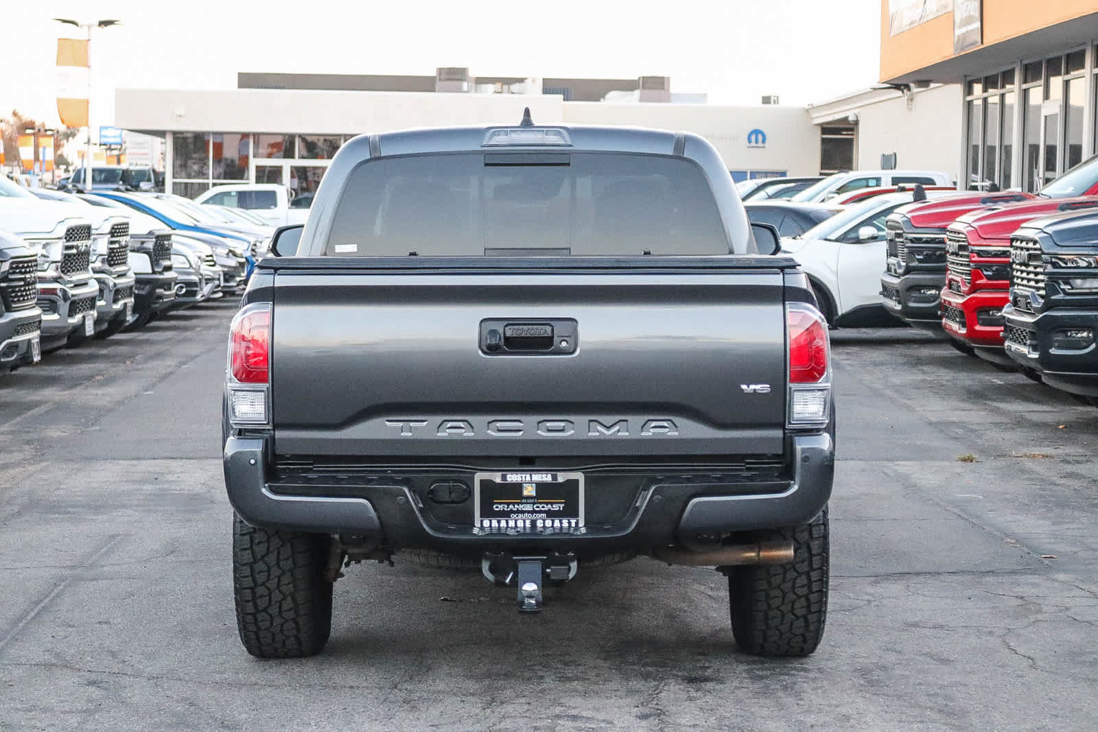 Used 2020 Toyota Tacoma TRD Off-Road w/ Technology Package AWD/4WD image 5