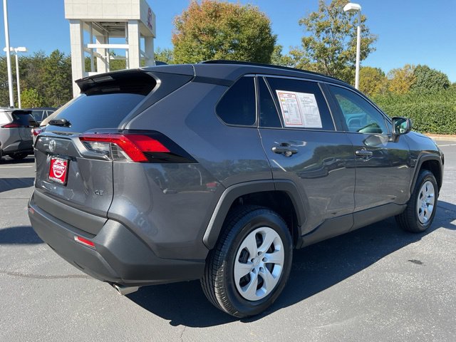 Used 2020 Toyota RAV4 LE FWD image 8