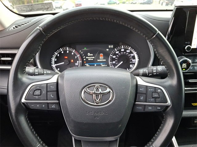 Used 2023 Toyota Highlander XLE image 20