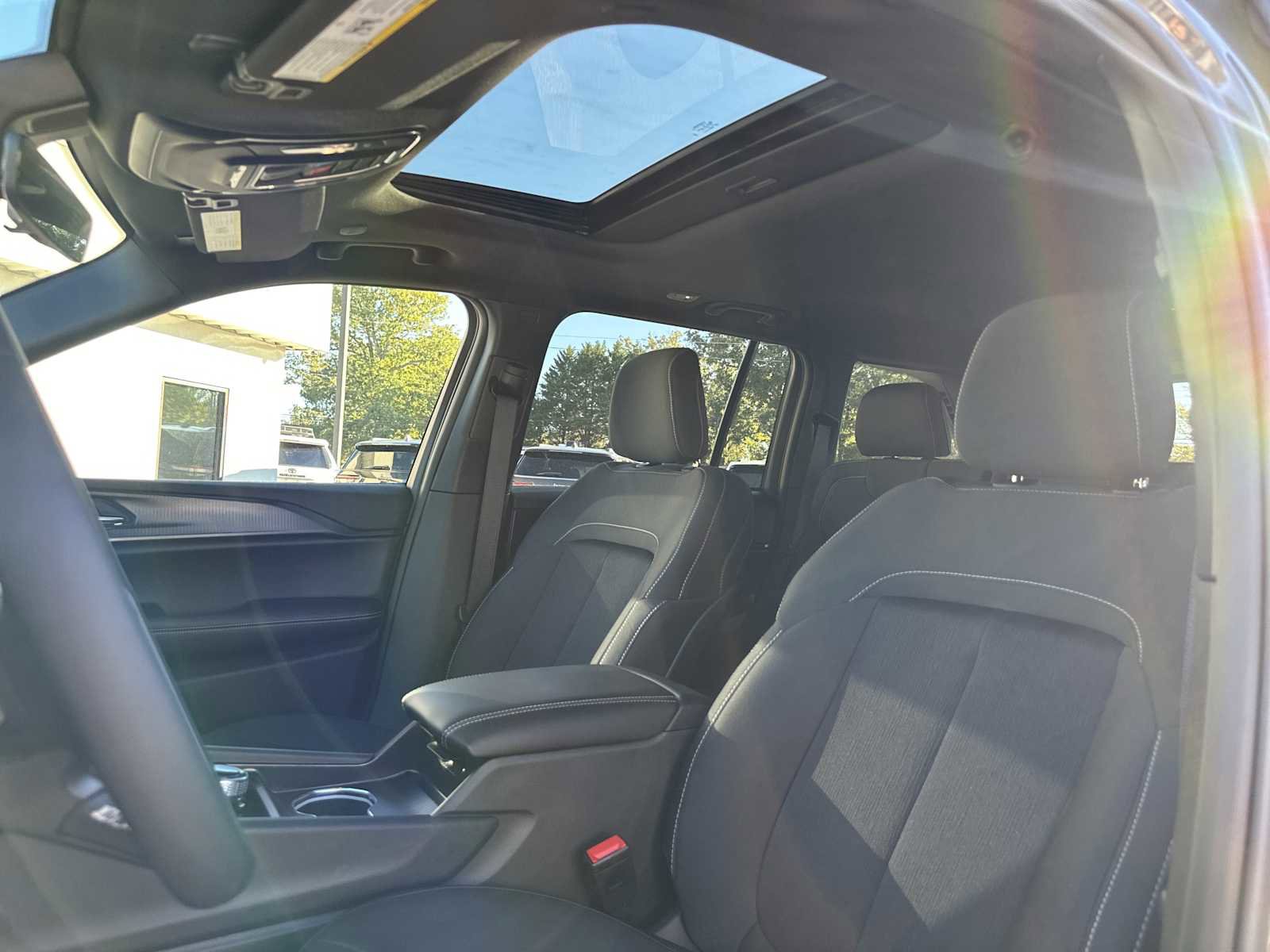 New 2025 Jeep Grand Cherokee Laredo X w/ Trailer Tow Package image 30